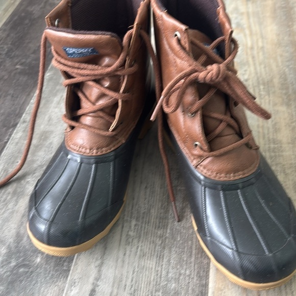Sperry Duck boots size 4 - Picture 3 of 4